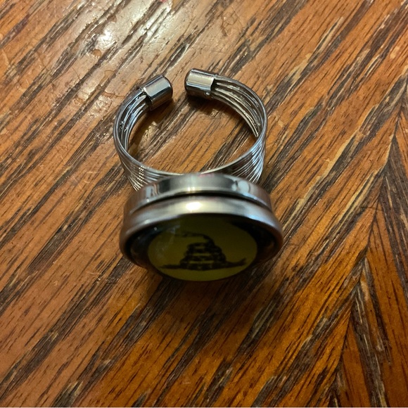 🇺🇸”Don’t Tread On Me Liberty Or Death” Adjustable Silver Ring! - Picture 5 of 7